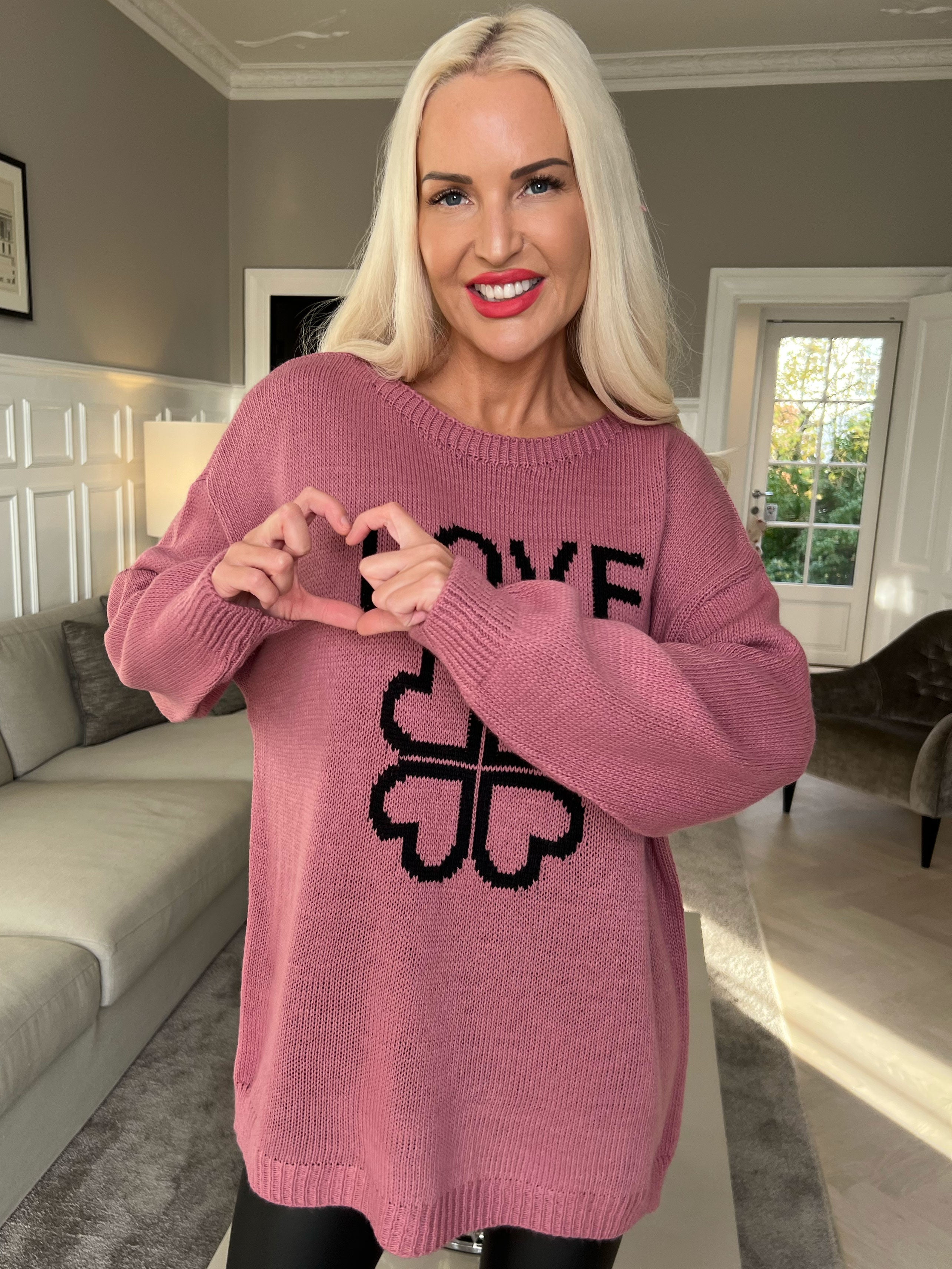 Mia - Stickad blus med fyrklövermotiv